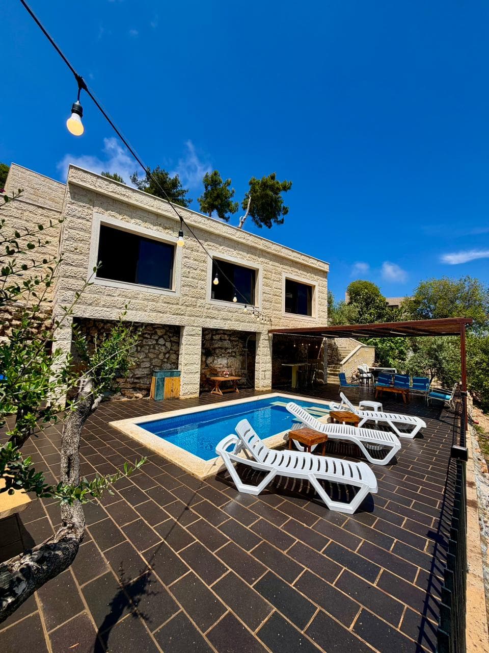 Deria Guest House Unit B